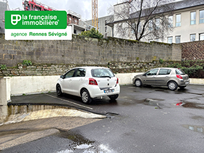 Parking / box Rennes –  rue Saint-Martin