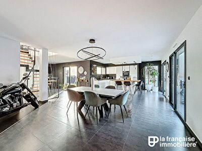 Maison T8 à vendre – Cesson-Sévigné