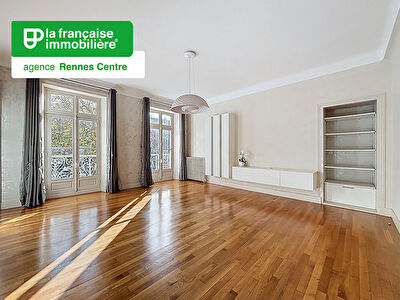 Appartement Rennes – Mail François Mitterrand – 6 pièces 144.61 m2 – Cave  – Parking couvert