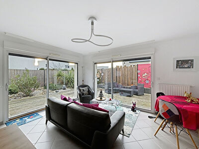 Maison – à vendre – contemporaine – quartier La Chevrolais