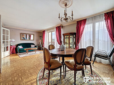 Appartement type 5 – Trois chambres et place de parking – Quartier Francisco Ferrer – Rennes