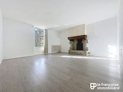 MAISON – 2 CHAMBRES – JANZE