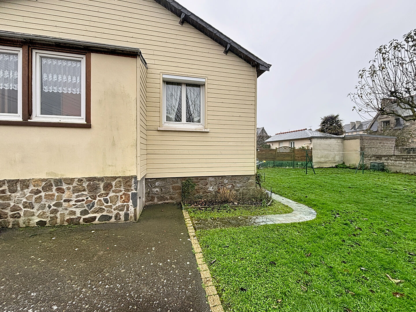 EN EXCLUSIVITE. Idéalement située SAINT SERVAN - LFI-MALO-20400