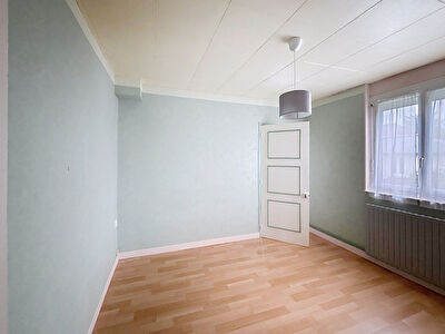 EN EXCLUSIVITE. Idéalement située SAINT SERVAN