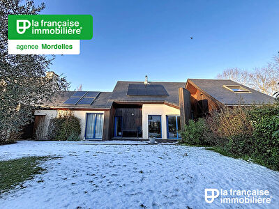 A VENDRE – BRUZ – maison indépendante de 161 m² habitables