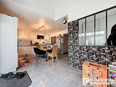 Maison 106.66 m2 – Campagne – Terrain 953 m² – Véranda – Saint Onen La Chapelle