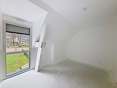 Maison neuve avec charme