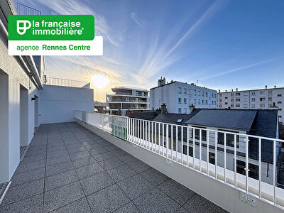 Appartement Type 4 à louer – Non Meublé – Immeuble de 2024 –  111m² – Terrasse – Double Garage – Local vélos – Rennes – Centre-Ville