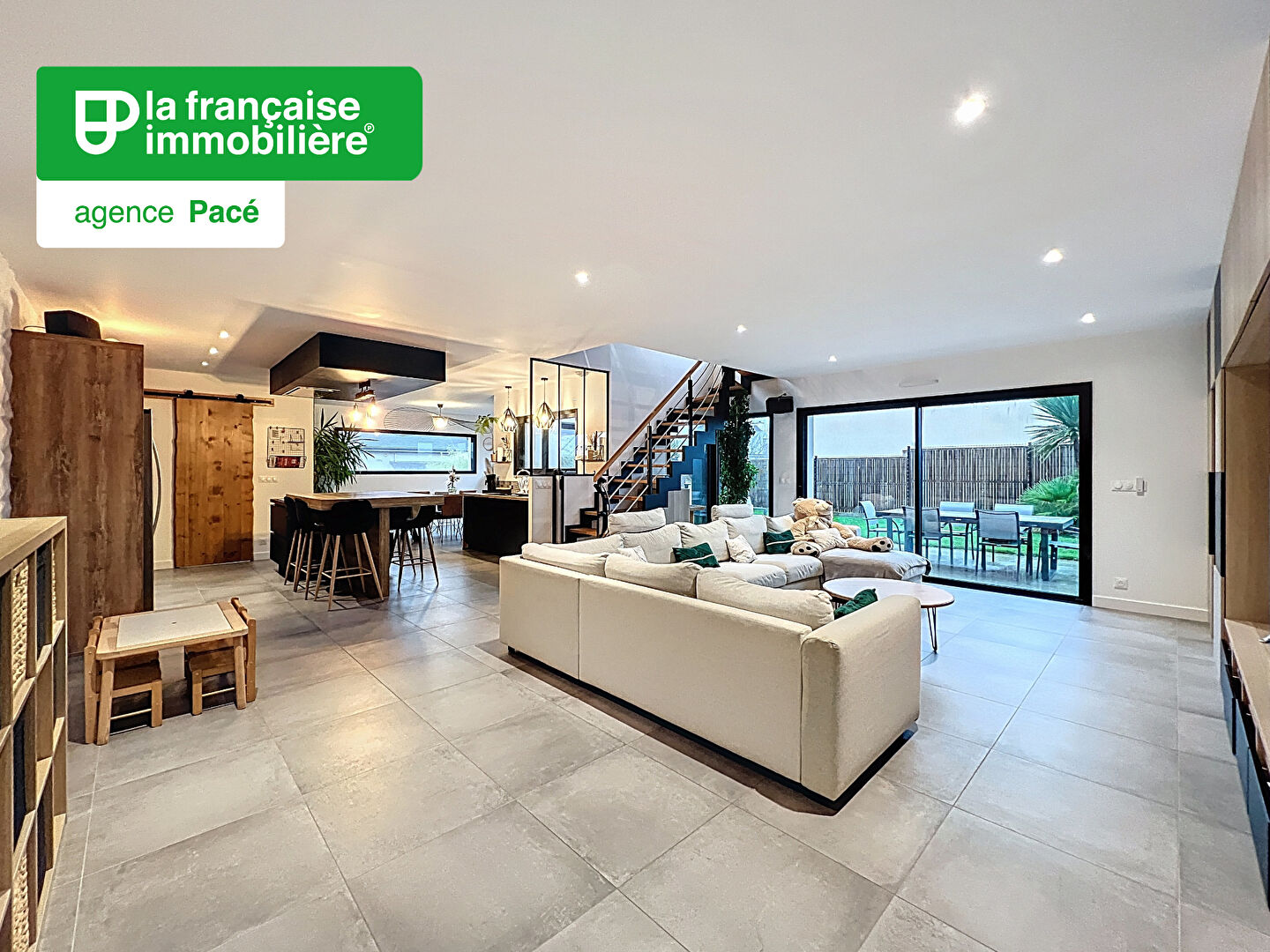 Maison Parthenay De Bretagne 8 pièces - LFI-PACE-20452