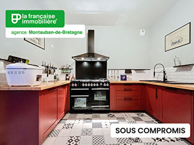 Maison de 83m² – rénovée – centre bourg – jardin -Médréac