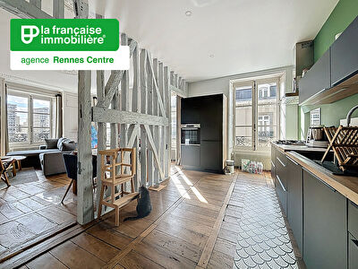 Appartement Rennes Centre ville – Les halles – 5 pièces 100.19 m2 – Grenier – Ascenseur – exposition Sud-Ouest – garage en location