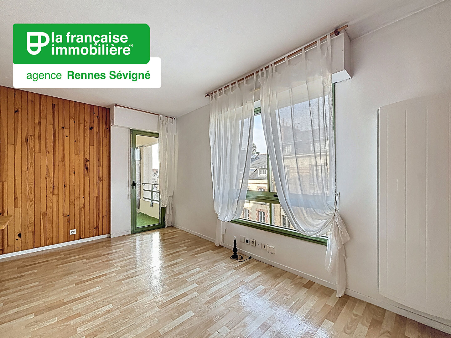 Studio à louer – rue Jean Guéhenno - LFI-SEVIGNE-20498