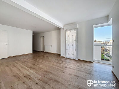 Appartement type 4 – Trois chambres et stationnement – Quartier Francisco Ferrer – Rennes