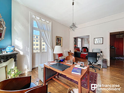 Appartement Rennes –  Les Quais – 8 pièces -195.54m² carrez et 204.33 m² au sol – Très bon état – duplex – balcon – cave – garage