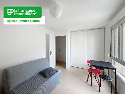 Appartement Type Studio à louer – Meublé – Parking – Rue Jules Guesde – Centre-Ville – Rennes