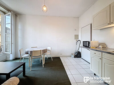 À vendre  –  Appartement T2 avec potentiel ? Rennes, Boulevard de Sévigné