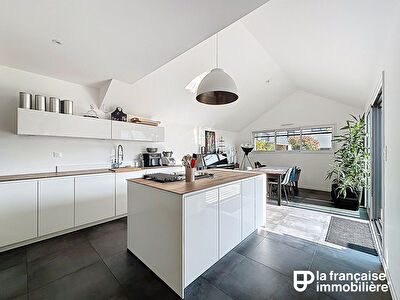 Maison Chateaugiron 6 pièce(s) 142m²