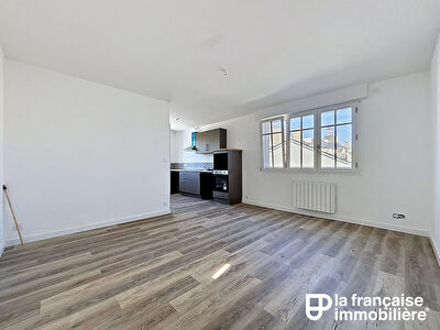 A louer – Appartement T2 – 38.75 m² – Centre bourg – Rénover – Saint-Méen-le-Grand