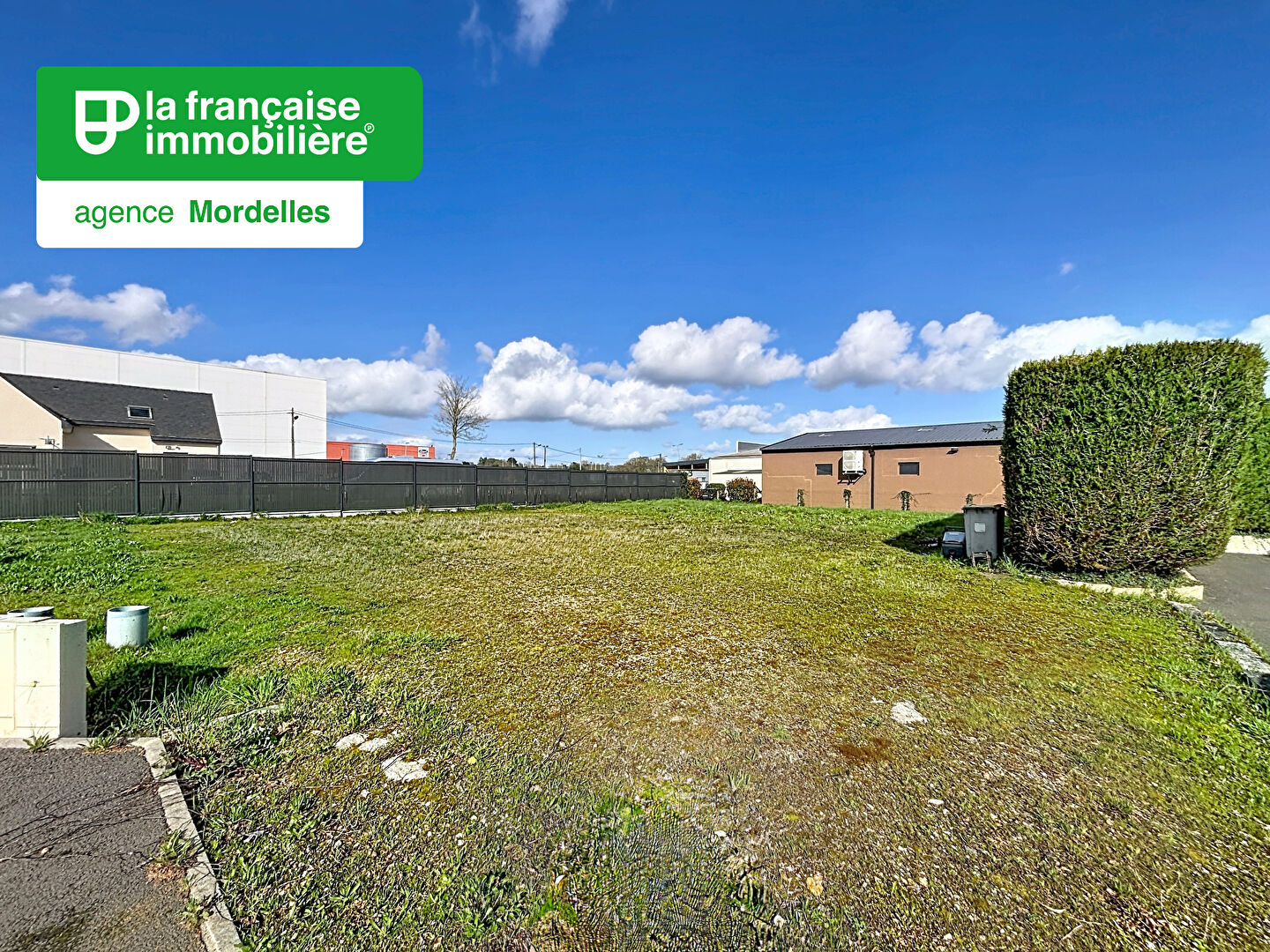 A VENDRE – MORDELLES  – terrain de 577 m² - LFI-MOR-20832-MER