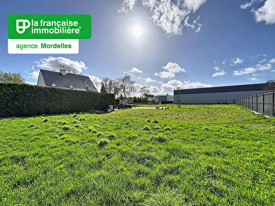 A VENDRE – MORDELLES  – terrain de 577 m²