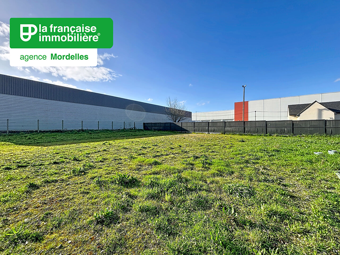 A VENDRE – MORDELLES  – terrain de 596 m² - LFI-MOR-20833-MER