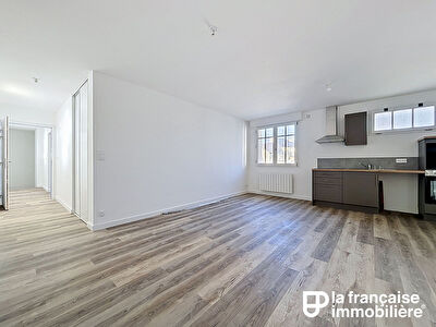 A louer – Appartement T2 – 47 m² – Centre bourg – Rénover – Saint-Méen-le-Grand