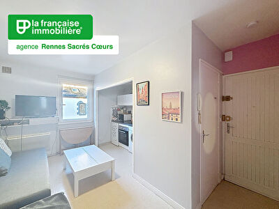 Location studio meublé – Sacrés Coeurs