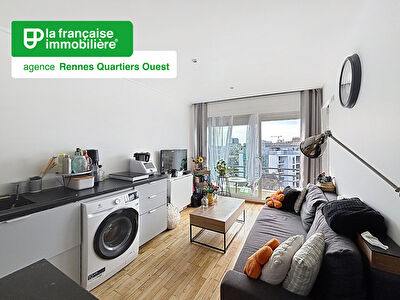 2 pièces – dernier étage – à vendre – quartier Mauconseil/La Madeleine