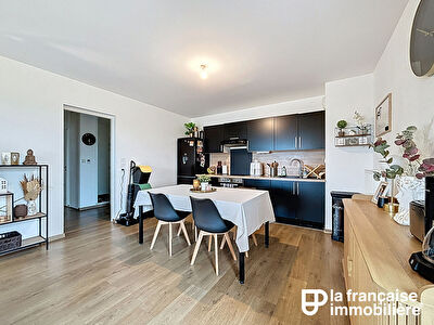 Appartement Pace 3 pièce(s) 64 m2