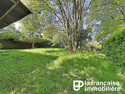 Terrain Erce Pres Liffre 1038 m2