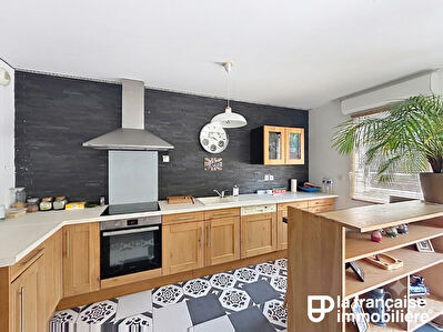 Appartement  duplex 82m²  –  3 chambres –  Garage fermé – Thorigné-Fouillard