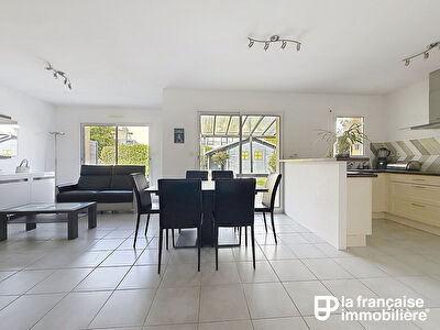 MAISON 4 CHAMBRES – GARAGE