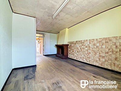 A vendre – Maison à rénover avec hangar 100 m²- dépendances -Saint-Just