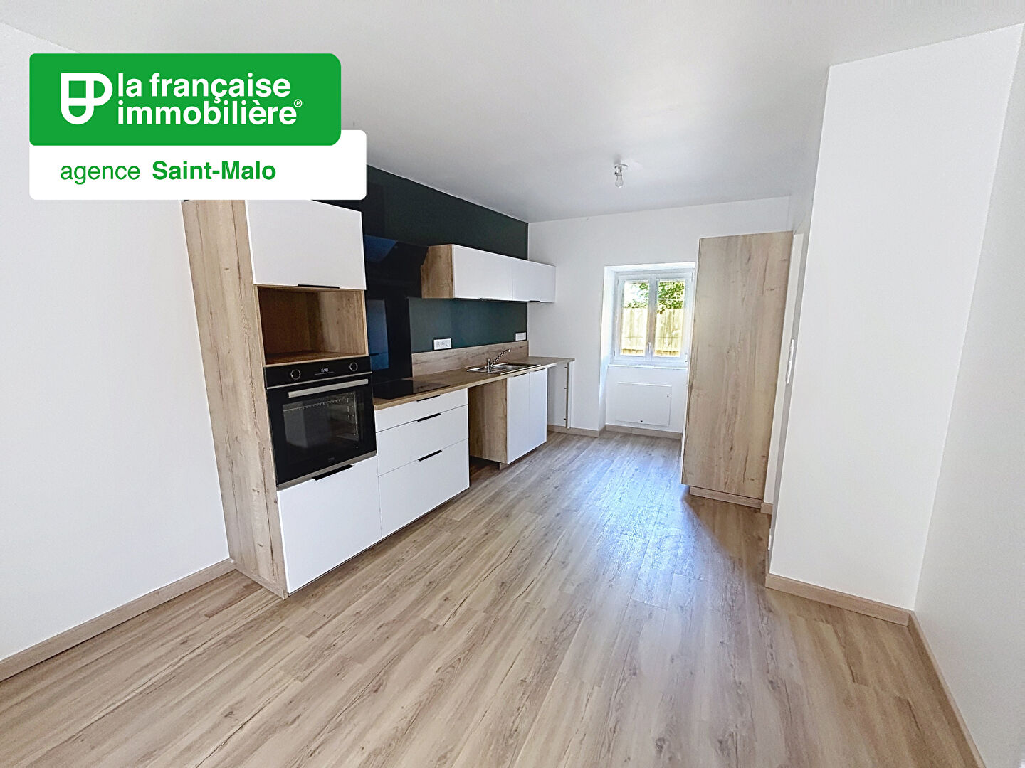 Nouveauté. Idéalement située, en plein coeur de Baguer-Morvan. - LFI-MALO-21306