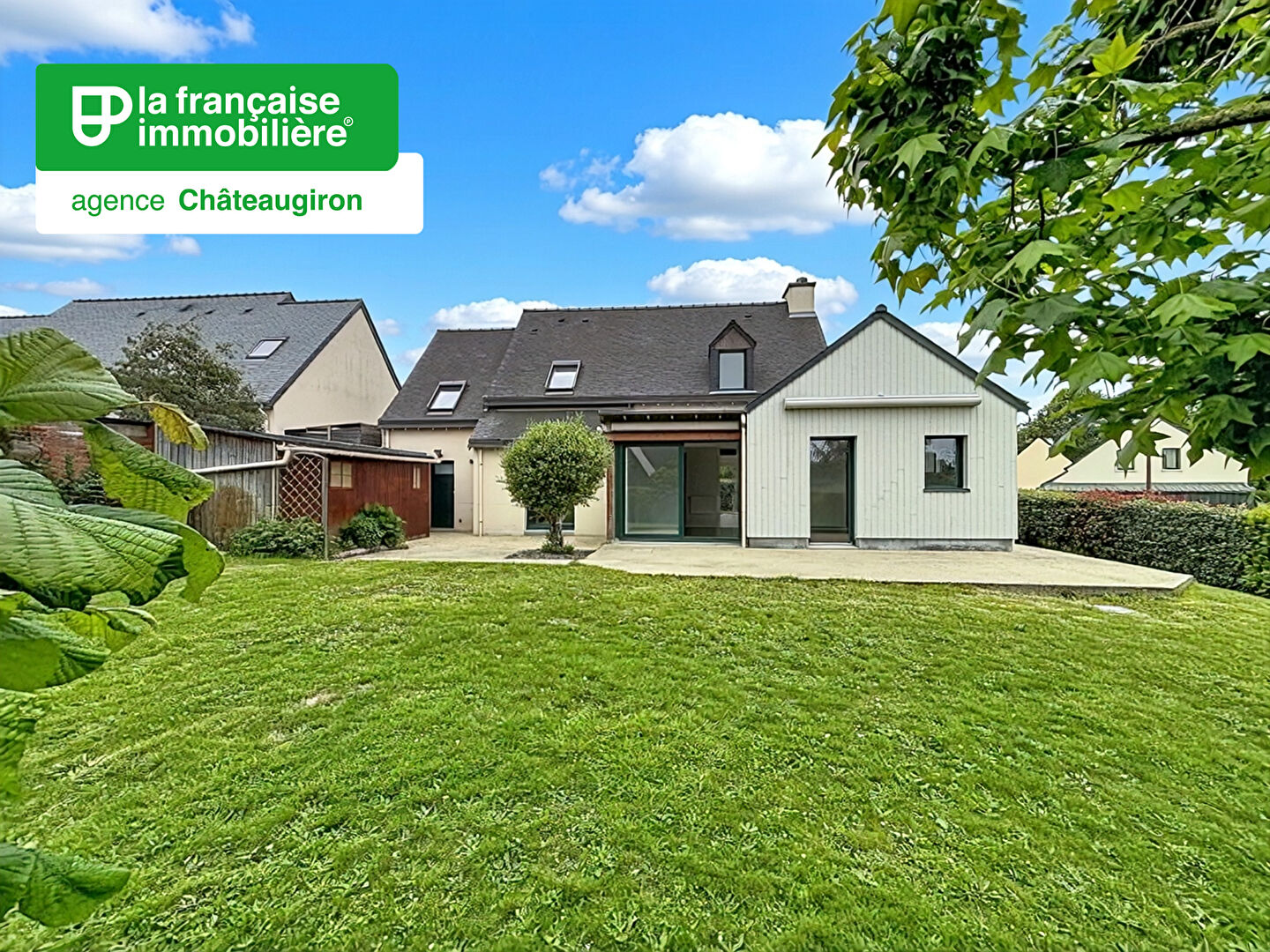 Maison – Châteaugiron  – 5 chambres –  Grand terrain –  proche centre - LFI-CHATEAU-21310