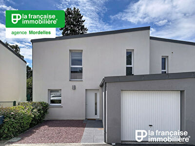 A VENDRE – CHAVAGNE – maison récente 110 m² habitables