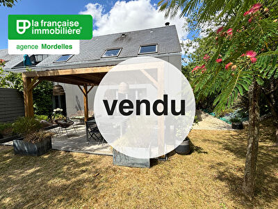 VENDU – 3 chambres – 94 m² – Hyper centre de Mordelles (35310)