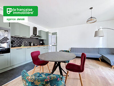 À louer ! Superbe duplex meublé en plein coeur de Corps-Nuds