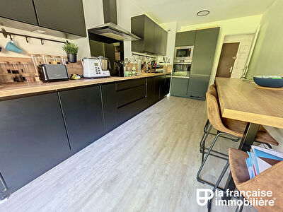 BEAU TYPE 5 DANS RESIDENCE DE STANDING