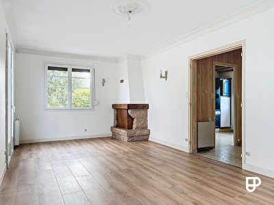 VENDU – CINTRE – 114 m² habitables – 135 m² au sol – 20 min de Rennes