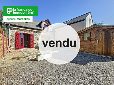VENDU – GUIPRY MESSAC – Centre-bourg, jardin, bureau