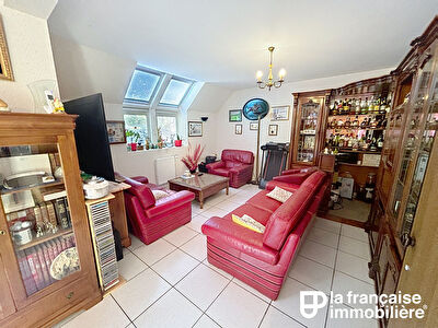 Maison T7 à vendre – Montfort Sur Meu