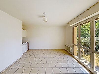 Studio – à vendre – Cleunay – jardin – parking
