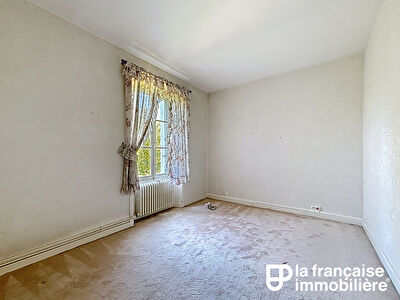 Maison 8 pièces de caractère de 160 m², Sacrés Coeurs.