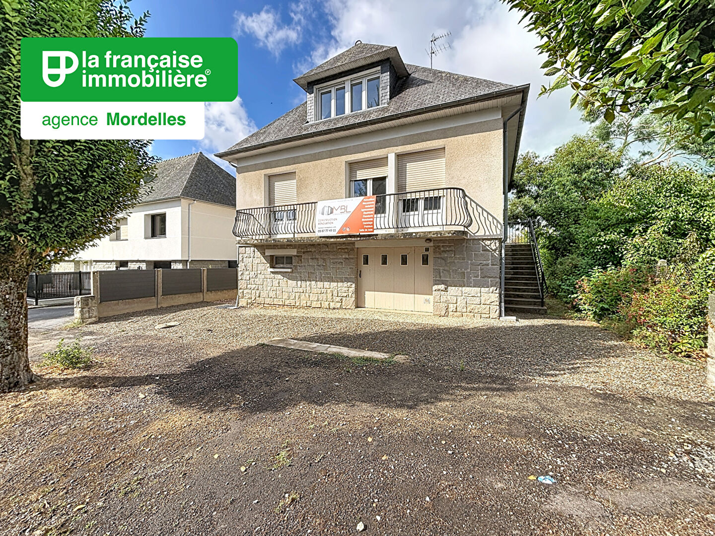 Maison entièrement rénovée et meublée, idéale pour colocation - LFI-MOR-21731