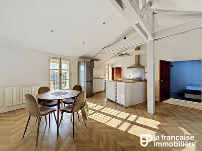 Appartement Type 2 à louer – Meublé – Rennes – Centre-ville – Sainte Anne – 50.17 m² carrez – 64.35 m² au sol – dernier étage – Cave