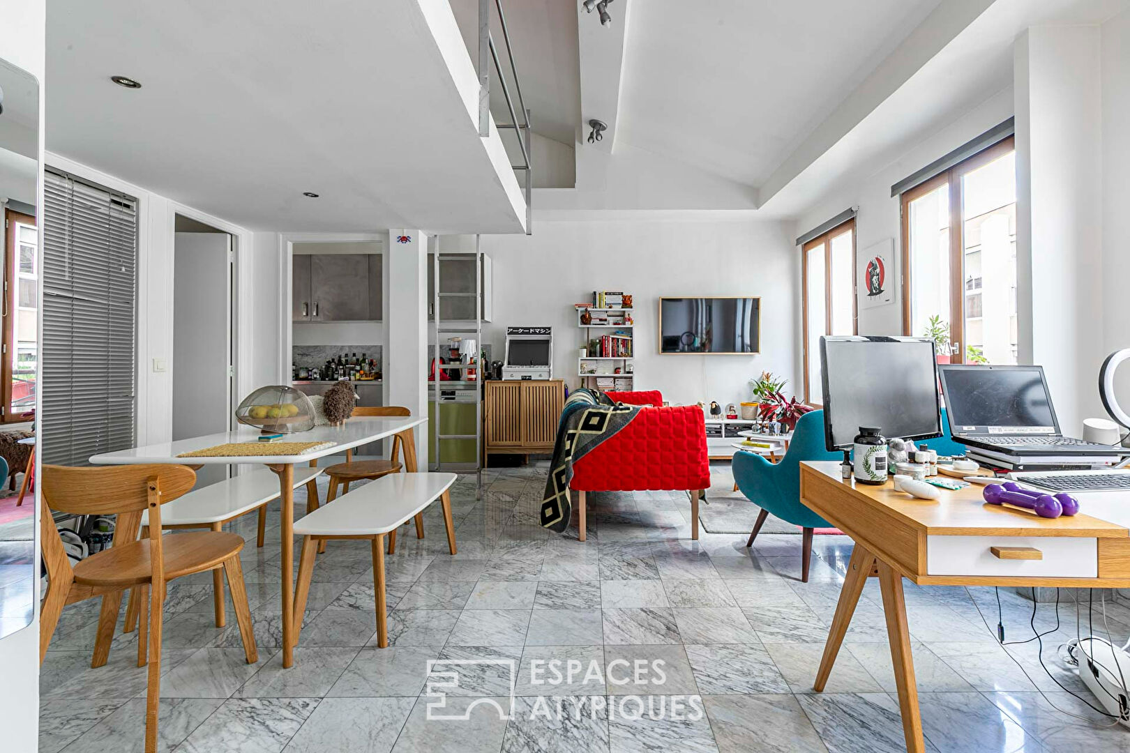 Agence immobilière de ESPACES ATYPIQUES PARIS - ESPACES ATYPIQUES PARIS OUEST