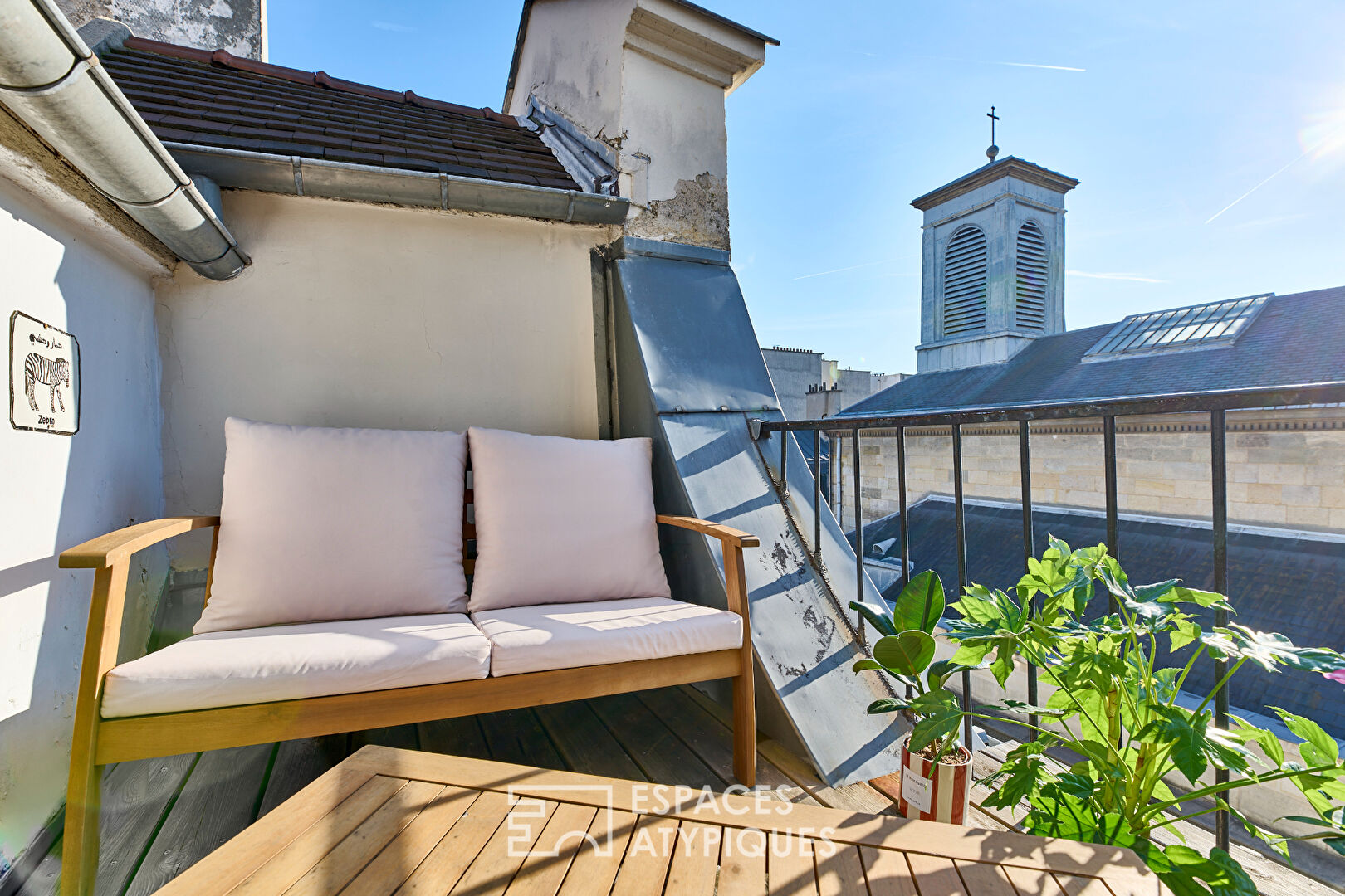 Agence immobilière de ESPACES ATYPIQUES PARIS