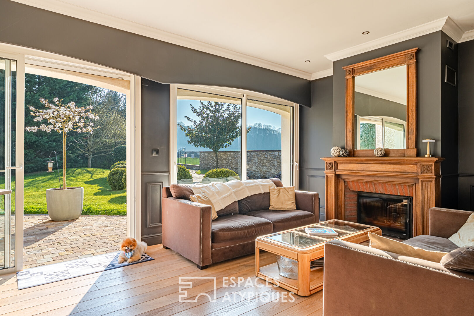 Photo Superbe Villa entourée de verdure image 5/6