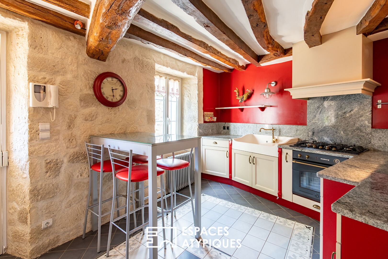 Photo L'équilibre parfait : la quiétude de la campagne à quelques pas de la ville image 6/6